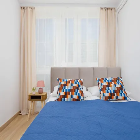 With Two Bedrooms Near The Metro In By Renters * Varsó