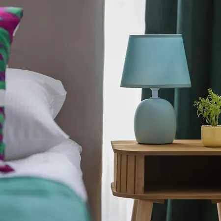 With Two Bedrooms Near The Metro In By Renters Апартаменты *